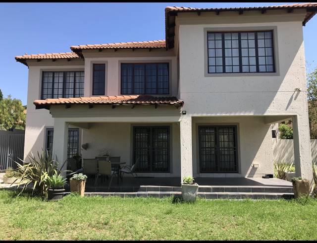 4 BEDROOM CLUSTER TO LET IN LONEHILL